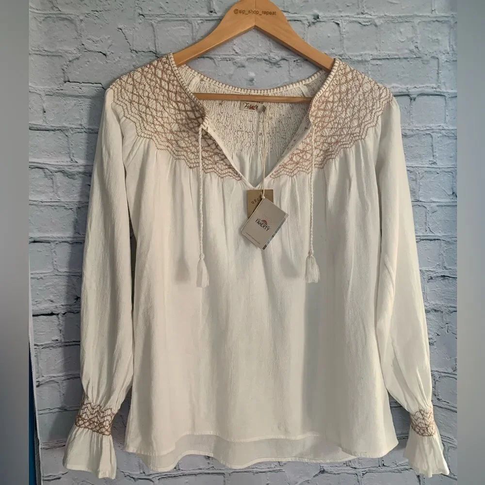 NWT Faherty organic cotton peasant too. XS